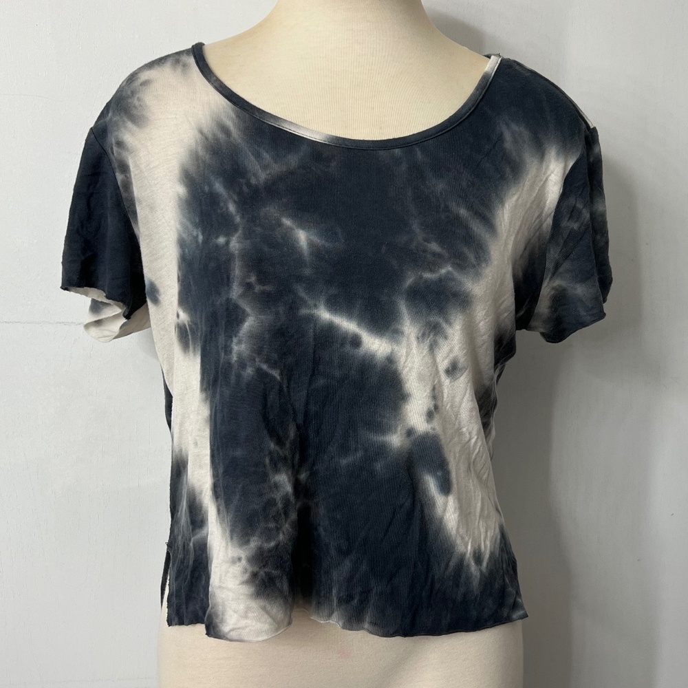 Tie Dye - Slashed Back T-shirt